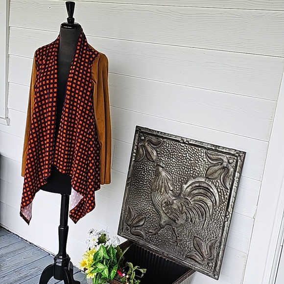 ODDY Jacket - Picture 1 of 10